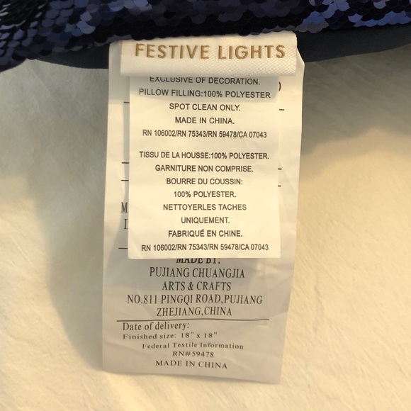 New FESTIVE LIGHTS Hanukkah Blue Silver White Sequins Pillow NWT Happy Holidays - Picture 4 of 5